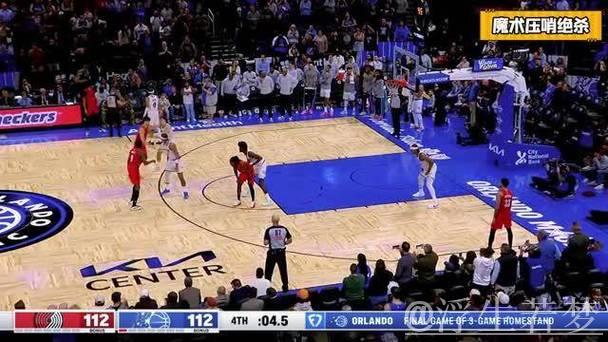 贝恩压哨三分助球队逆转夺冠