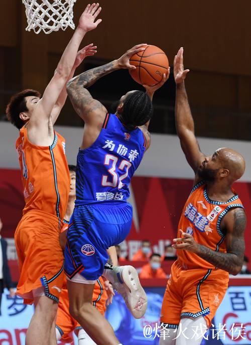 CBA俱乐部杯:爱德华兹23+7+5 江苏逆转辽宁 CBA俱乐部杯:爱德华兹23+7+5 江苏逆转辽宁